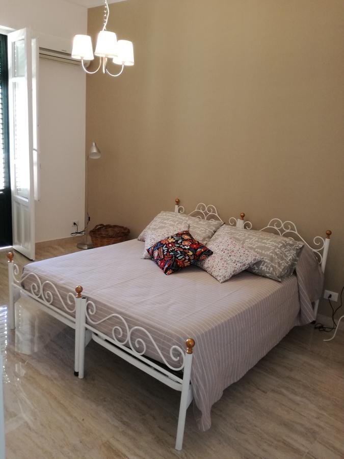 La Terrazza Del Sole B&B Palermo Exterior photo